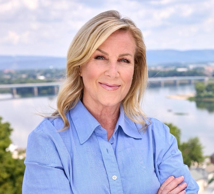 Portrait of Janelle Stelson